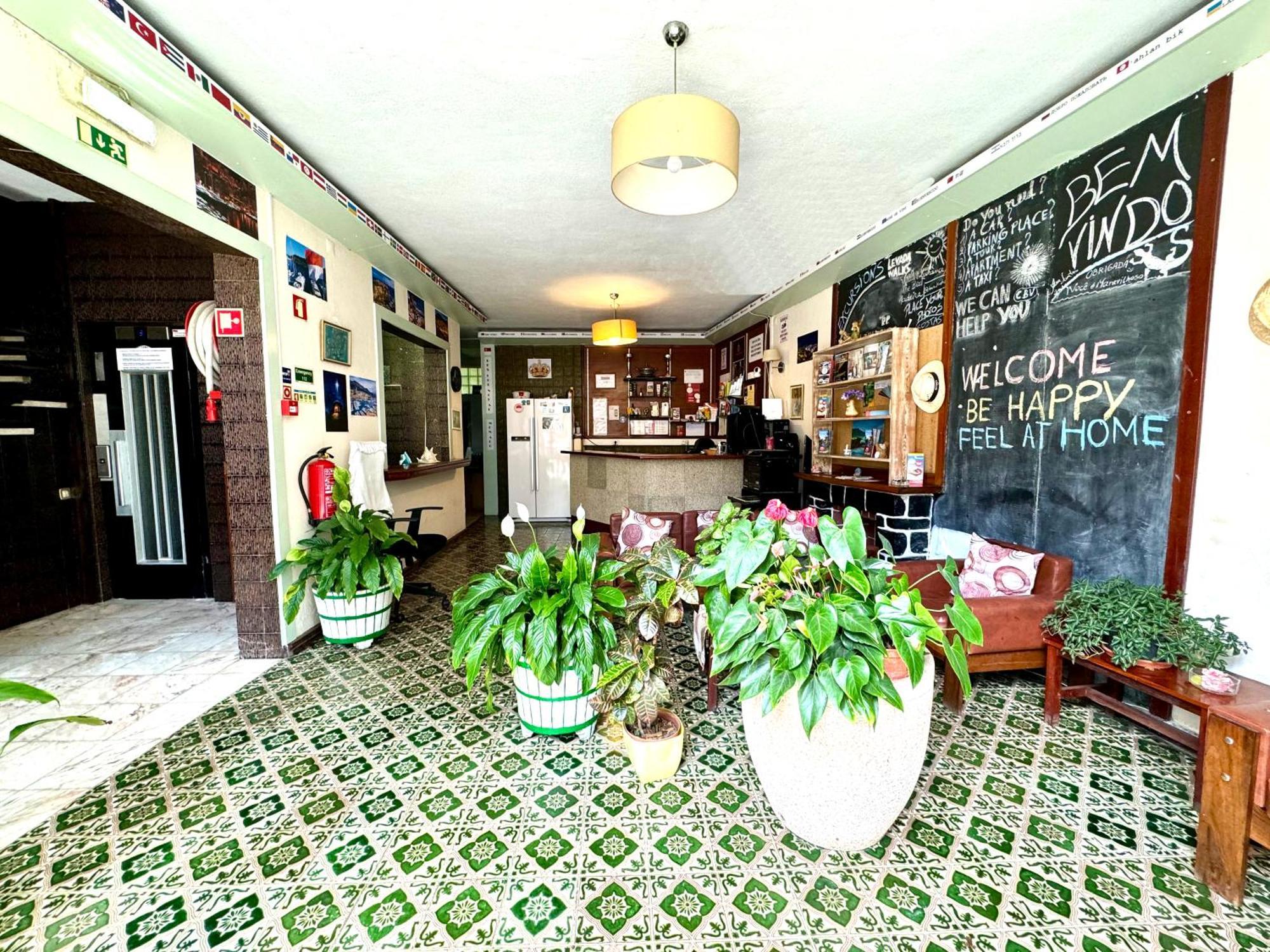 Hostel Monaco Фуншал Екстериор снимка