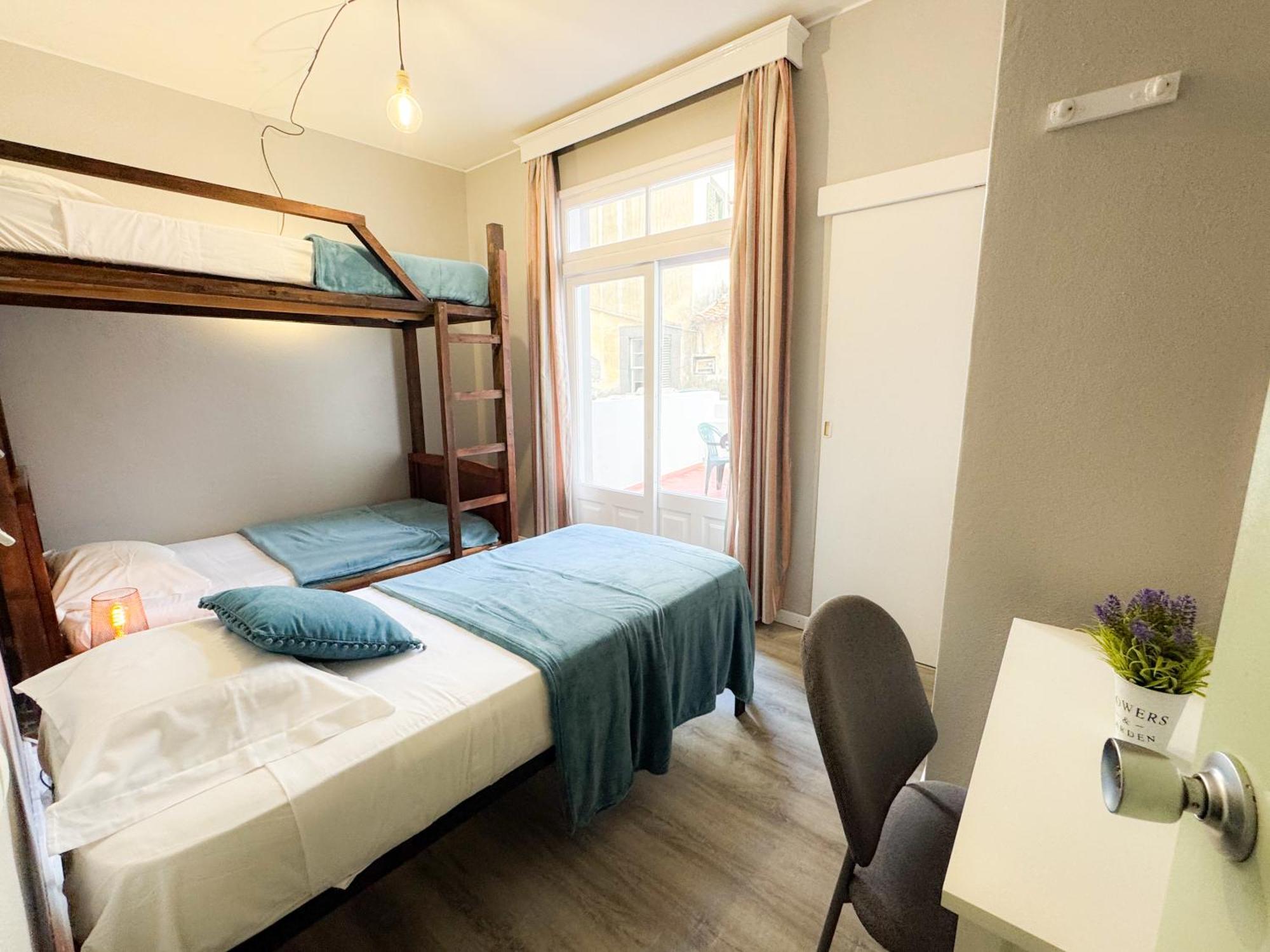 Hostel Monaco Фуншал Екстериор снимка
